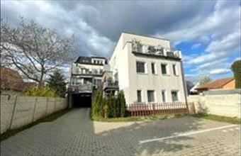 Eladó Budapest IV. kerületi egyedi garázs hirdetés (33599259)