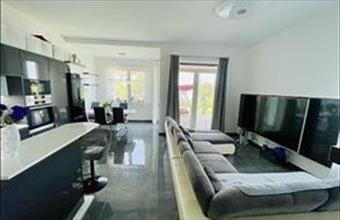 Eladó Váci ikerház hirdetés (49496937)