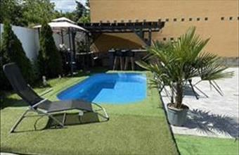 Eladó Budapest XV. kerületi családi ház hirdetés (53943359)