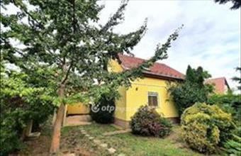 Eladó Kiskunfélegyházai családi ház hirdetés (36963217)