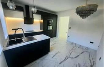 Eladó Budapest XV. kerületi családi ház hirdetés (57953695)