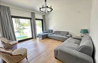 Eladó Váci családi ház hirdetés (35536438)