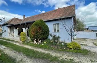 Eladó Balatonújlaki családi ház hirdetés (14679356)