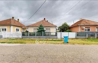 Eladó Polgári családi ház hirdetés (69334461)