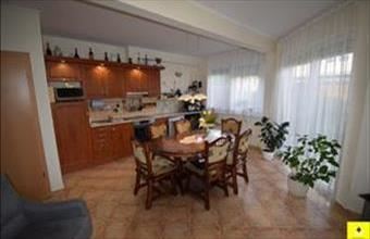 Eladó Toronyi családi ház hirdetés (85643855)