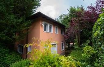 Eladó Budapest II. kerületi családi ház hirdetés (93267947)