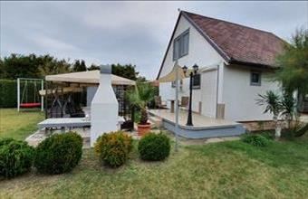 Eladó Balatonmáriafürdői családi ház hirdetés (79323936)