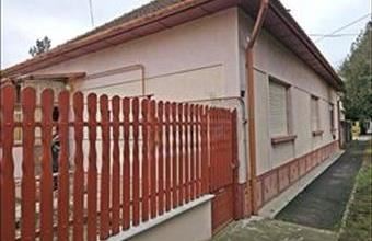 Eladó Békéscsabai ikerház hirdetés (94353676)