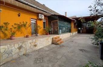 Eladó Bátaszéki családi ház hirdetés (34218932)