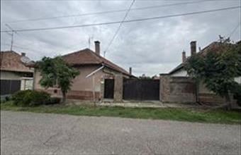 Eladó Gyulai családi ház hirdetés (83354283)