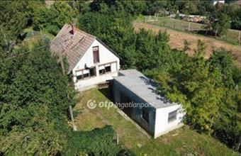 Eladó Pápai külterületi telek hirdetés (34149344)