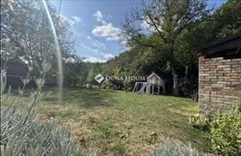 Eladó Pécsi családi ház hirdetés (92826834)