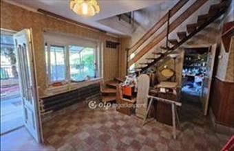 Eladó Dunaalmási családi ház hirdetés (44696372)