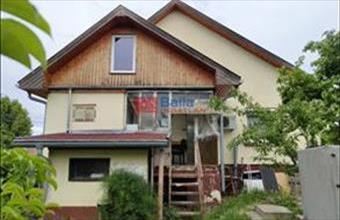 Eladó Felsőpakonyi családi ház hirdetés (74774582)