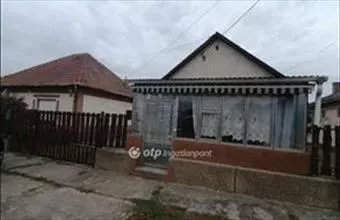 Eladó Tabdi családi ház hirdetés (52742413)