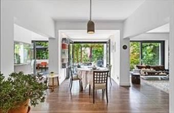 Eladó Budapest II. kerületi családi ház hirdetés (22251735)