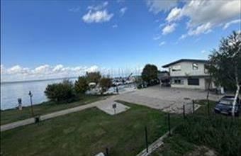 Eladó Siófoki tégla lakás hirdetés (64442454)