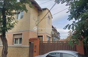 Eladó Budapest XV. kerületi családi ház hirdetés (37543574)