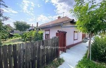 Eladó Mezőtúri családi ház hirdetés (39799493)