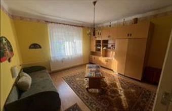 Eladó Szarvasi családi ház hirdetés (57966567)