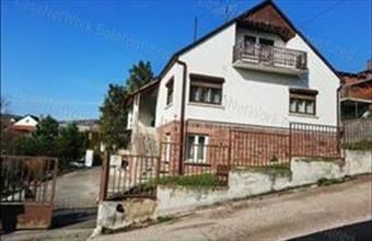 Eladó Balatonalmádi családi ház hirdetés (97974289)