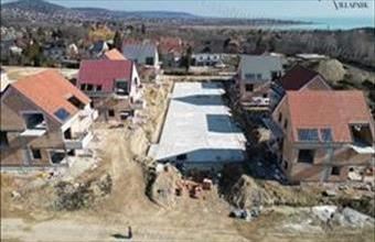 Eladó Balatonfüredi tégla lakás hirdetés (44768184)