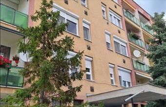 Eladó Martfűi panel lakás hirdetés (55345419)