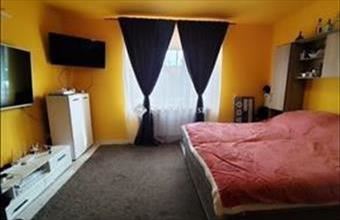 Eladó Vecsési házrész hirdetés (48945432)