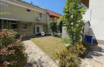 Eladó Kecskeméti ikerház hirdetés (31513949)