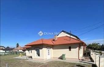 Eladó Abonyi családi ház hirdetés (49744994)