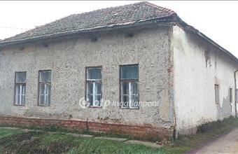 Eladó Kunszentmártoni családi ház hirdetés (53641753)