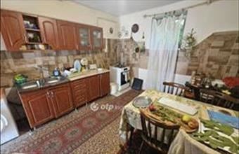 Eladó Kőteleki családi ház hirdetés (35925683)