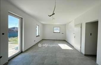 Eladó Délegyházai ikerház hirdetés (75735639)