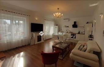 Eladó Budapest XIII. kerületi családi ház hirdetés (41445363)