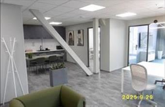 Kiadó Miskolci iroda irodaházban hirdetés (99443245)