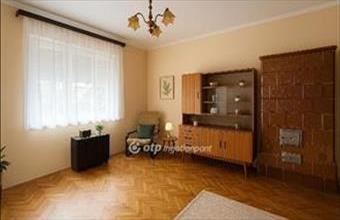 Eladó Besenyőteleki családi ház hirdetés (42831573)