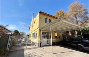 Eladó Budapest XV. kerületi családi ház hirdetés (38722232)