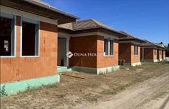 Eladó Kecskeméti sorház hirdetés (73584498)