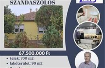 Eladó Szolnoki családi ház hirdetés (42642477)