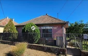 Eladó Tápiószecsői családi ház hirdetés (93392526)