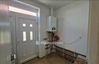 Eladó Tápiószelei tégla lakás hirdetés (33235167)