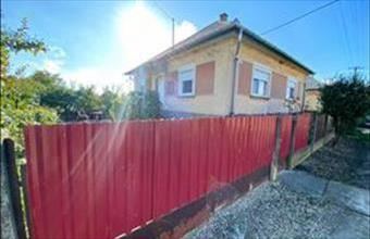 Eladó Szentistvánbaksai családi ház hirdetés (43952459)