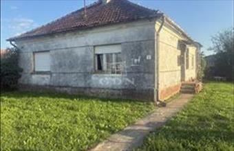 Eladó Kányavári családi ház hirdetés (35828898)