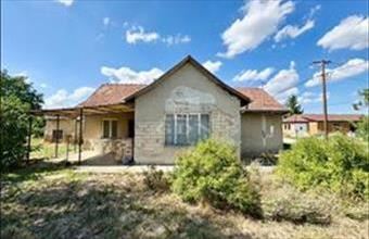 Eladó Csajági családi ház hirdetés (43794869)