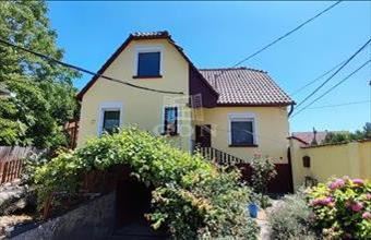 Eladó Bajai családi ház hirdetés (36357244)