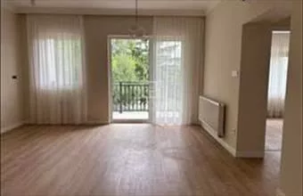 Eladó Komáromi tégla lakás hirdetés (81336347)