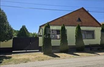 Eladó Katymári családi ház hirdetés (15354326)