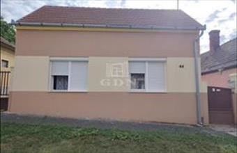 Eladó Vasvári családi ház hirdetés (32339324)