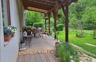 Eladó Balatonkenesei családi ház hirdetés (97369976)