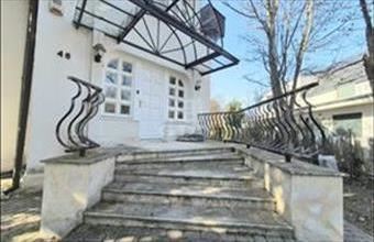 Eladó Budapest III. kerületi családi ház hirdetés (74333564)